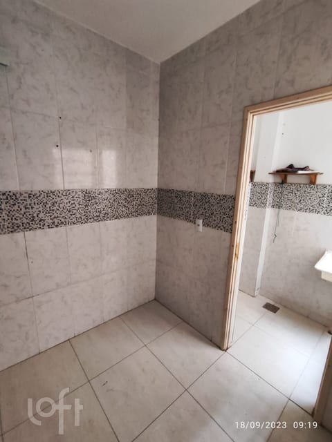 Image 44 - 264666